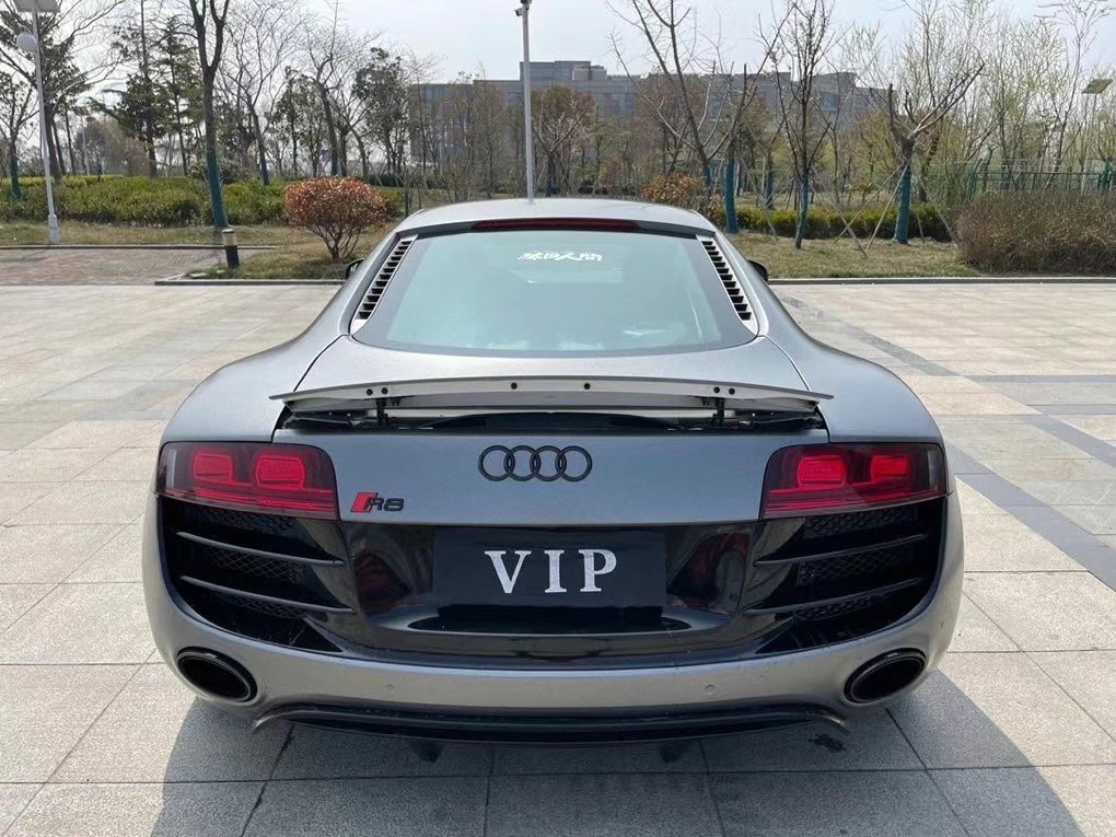 奥迪r8(进口)